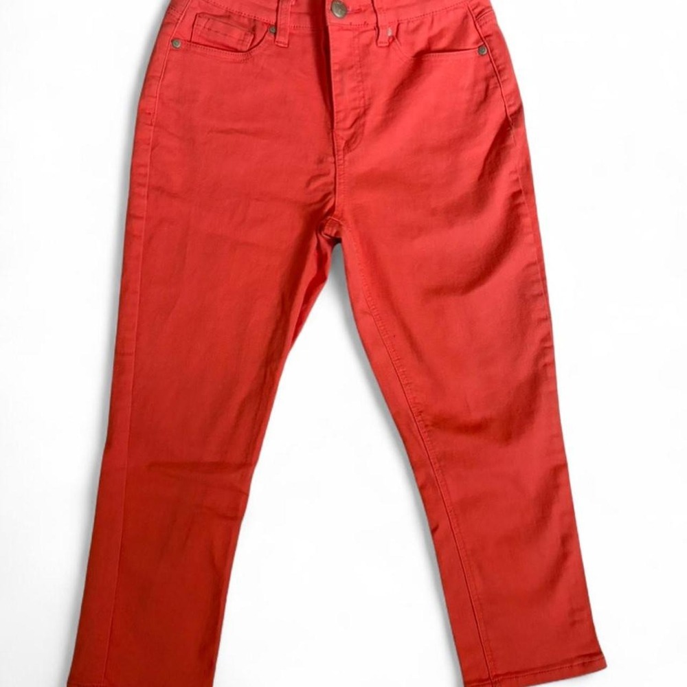 DG2 Diane Gilman Women Coral Pink Stretch Denim Capri Jeans Size 8